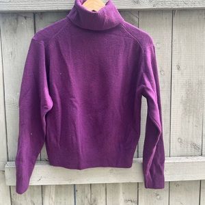 Uniqlo wool Purple turtleneck sweater